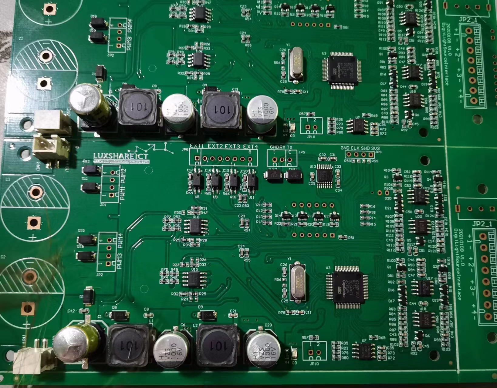 smt貼片元器件與引線(xiàn)元器件的區別-上海PCB抄板-SMT貼片加工